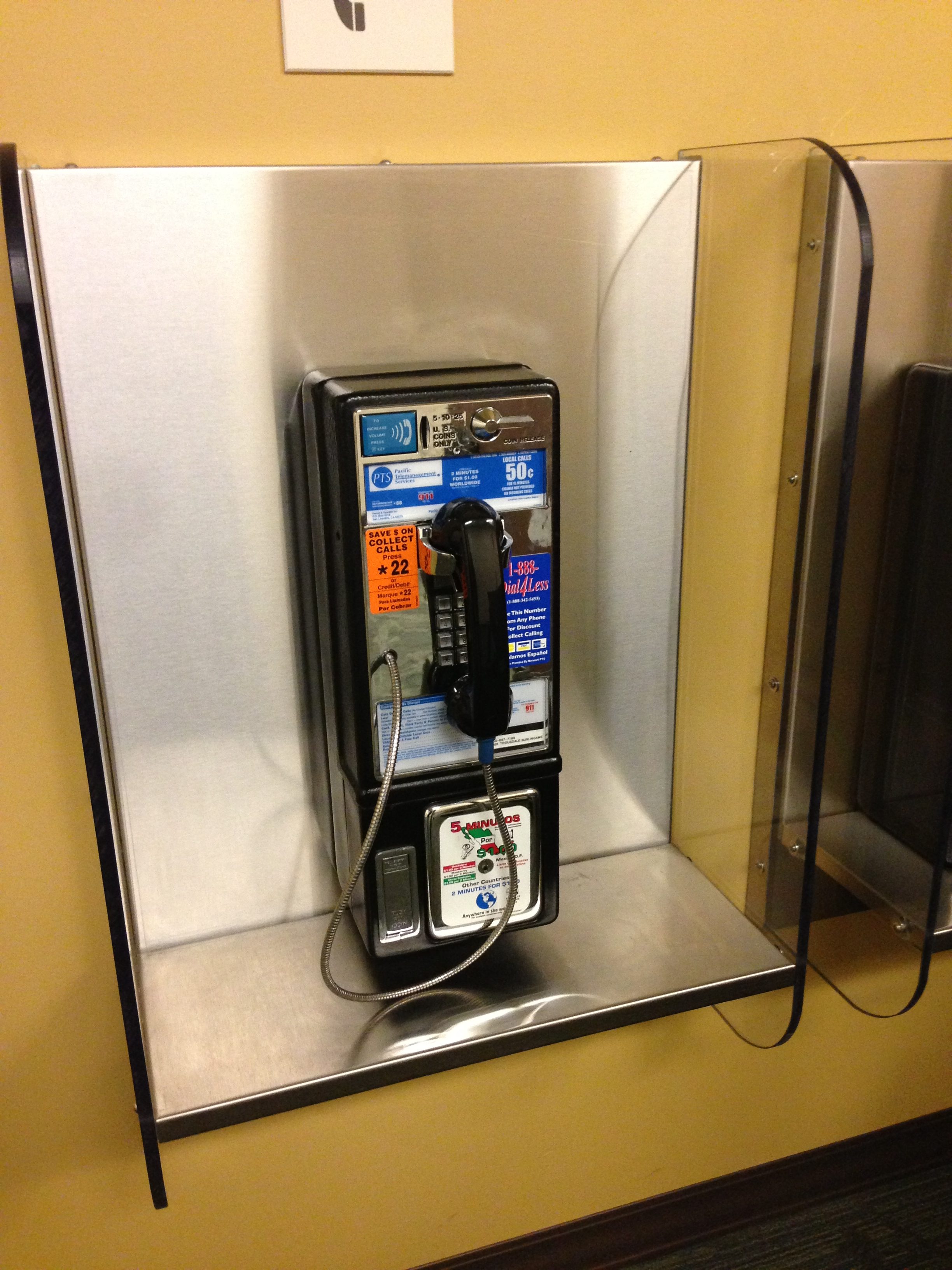 Phone Bank Congress Against ICE Terror Tactics